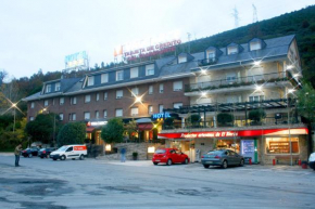 Hotels in Vega De Valcarce